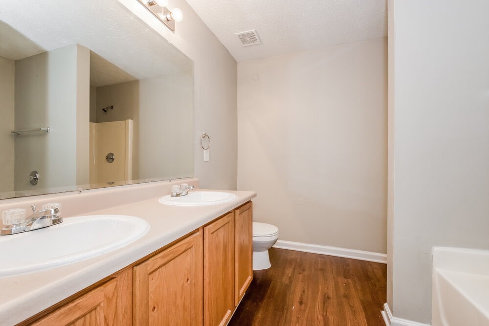 Building Photo - 717 Douglass Cir