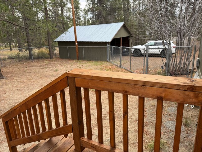 Building Photo - Open floor plan-Lots of upgrades