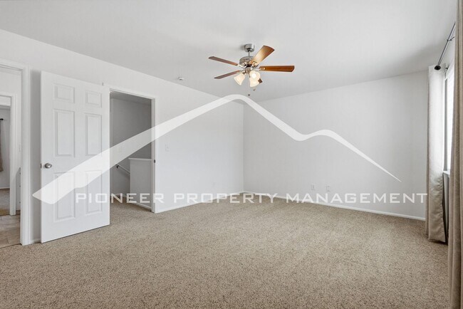 Building Photo - Beautiful Single Family Home Fenced in Yard and Central AC