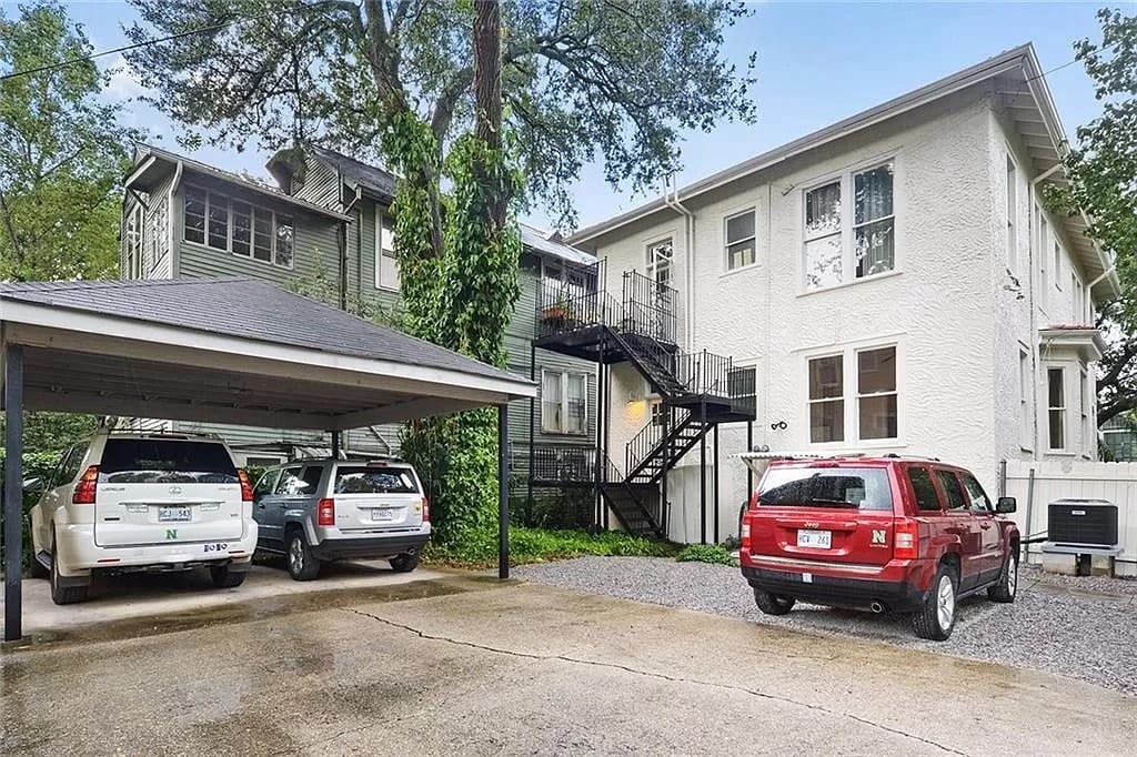 EACH UNIT HAS 2 CAR PARKING - ONE COVERED SPACE AND ONE UNCOVERED IN THE FENCED IN BACKYARD - 8 Neron Pl