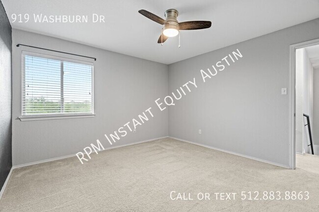 Building Photo - 919 Washburn Dr