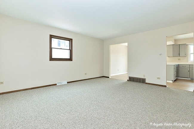 Building Photo - 522 North Ave