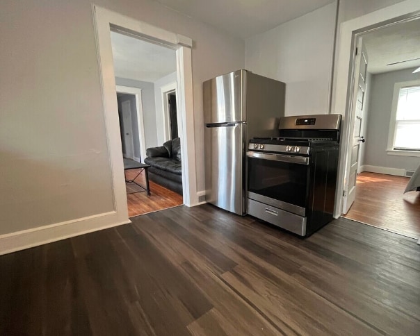 Building Photo - 113 Crestmont Rd