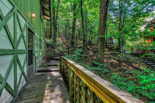 Building Photo - 50 Woodhaven Rd