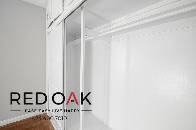 Building Photo - 436 Normandie Pl