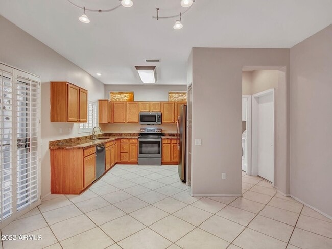Building Photo - 15438 W Domingo Ln