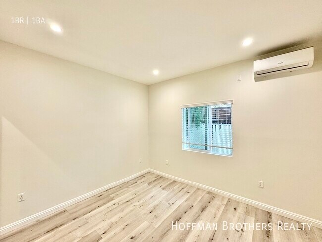 Building Photo - 420 S Citrus Ave