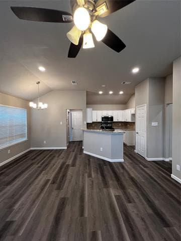 Building Photo - 3560 Leigh Ct