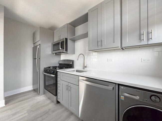 Building Photo - 378 Hazel Ave