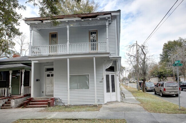 Building Photo - 602 W 36th St