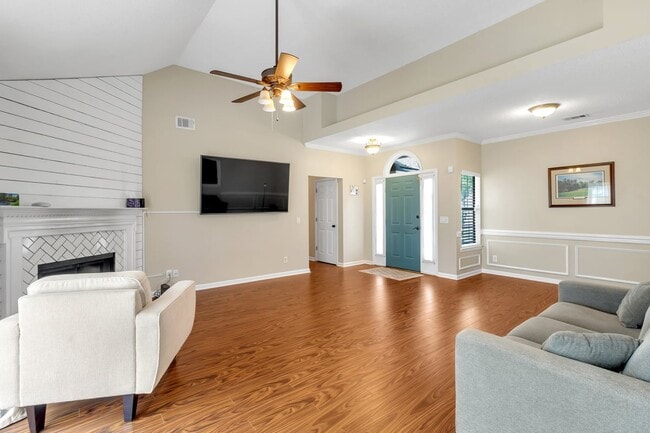 Building Photo - 307 Coffee Bluff Villa Rd