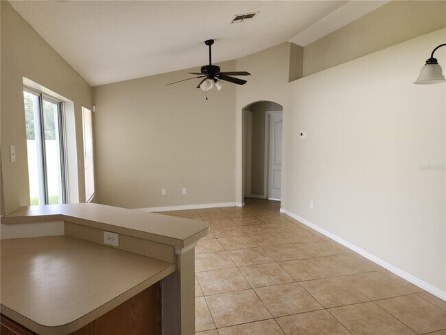 Building Photo - 1405 Teal Ct