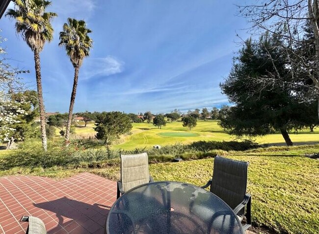 Building Photo - Sweeping Views! Rare and Peaceful 5-home e...