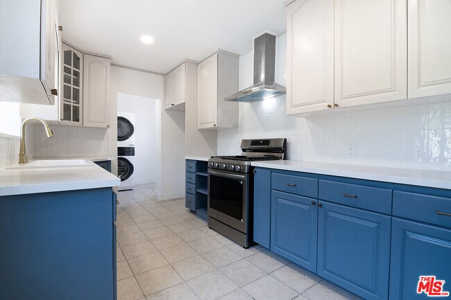 Building Photo - 4108 Madelia Ave