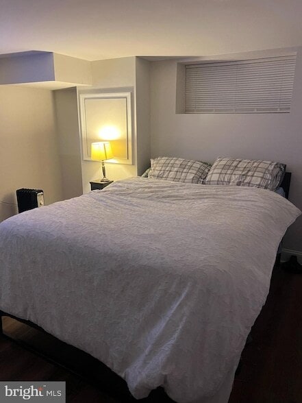 Building Photo - 508 N Linwood Ave