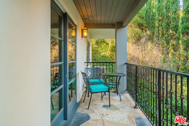 Building Photo - 11670 Duque Dr