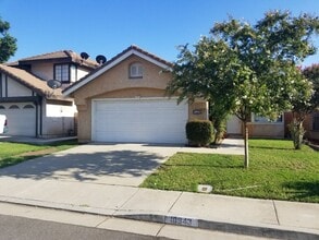 Building Photo - 10943 Countryview