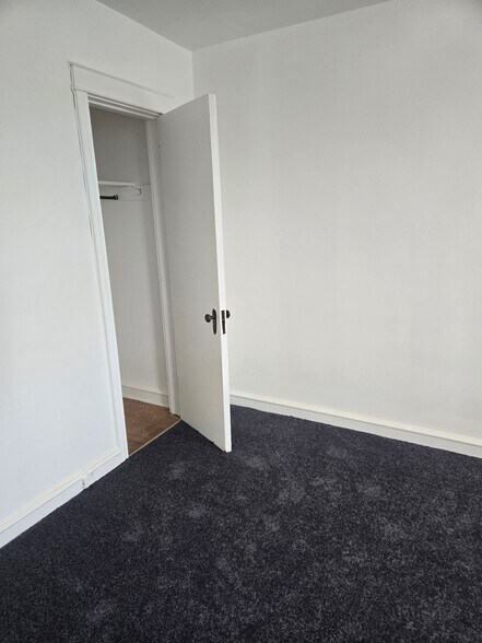 Building Photo - 3613 Erdman Ave