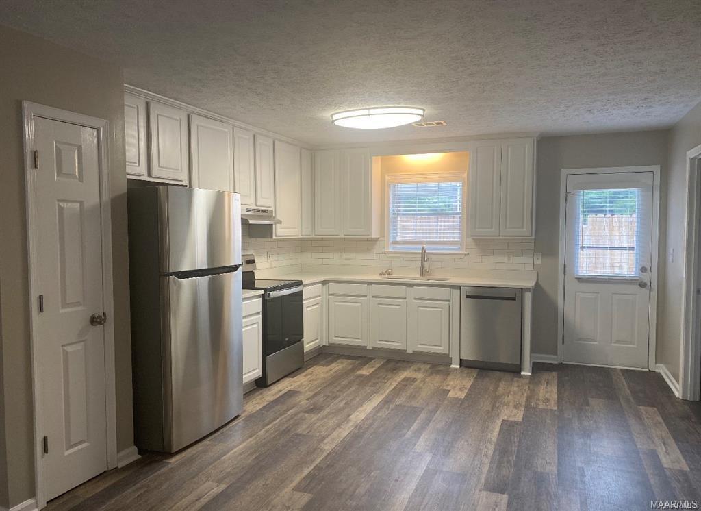 Building Photo - 3425 Sullivan Ln