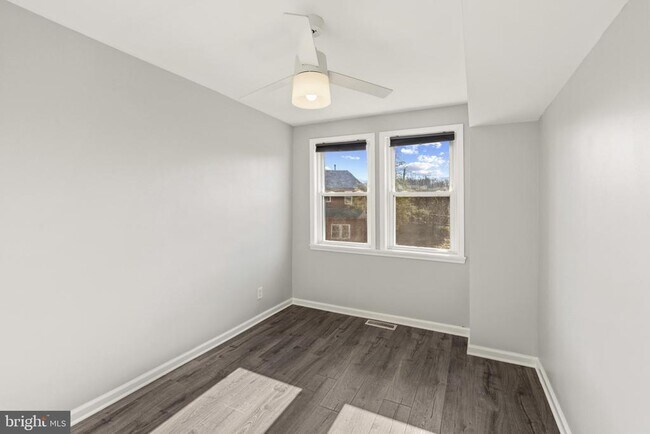 Building Photo - 5105 New Hampshire Ave NW