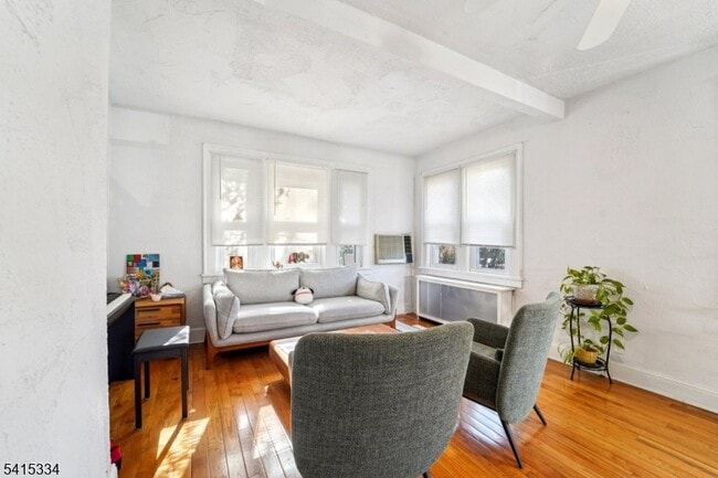 Building Photo - 359 Bogert Ave