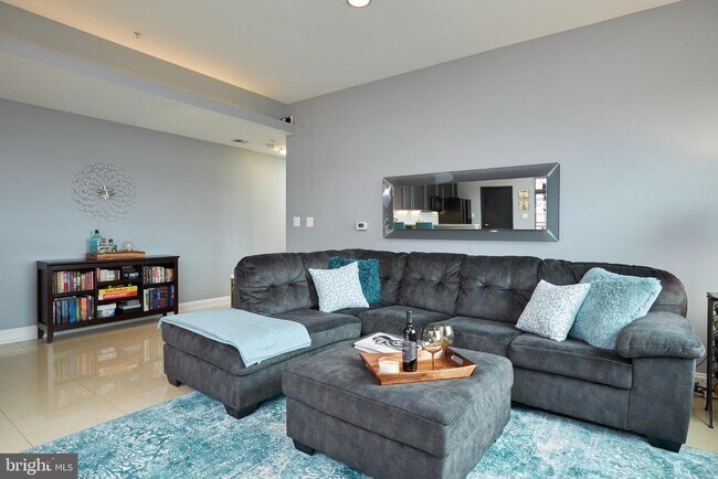 Building Photo - 1011 Arlington Blvd