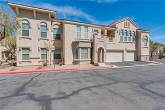 Building Photo - 10550 W Alexander Rd