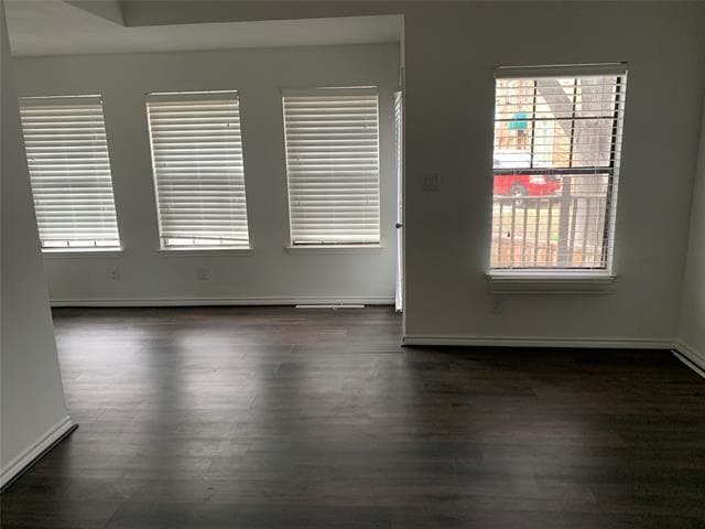 Building Photo - 400 St Durney Ct