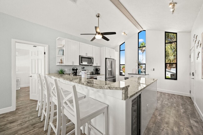 Building Photo - 4004 Centavo Ct