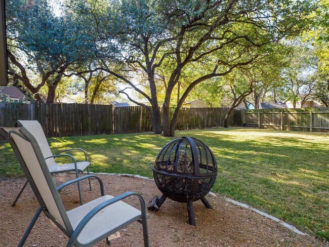 Building Photo - 12802 Carrera Dr