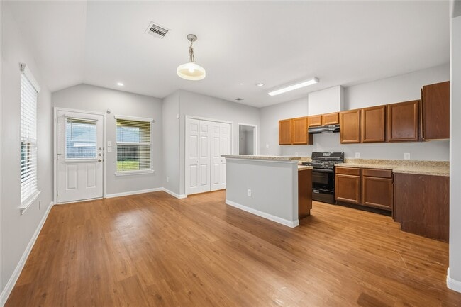 Building Photo - 14950 Hidalgo Valley Ln