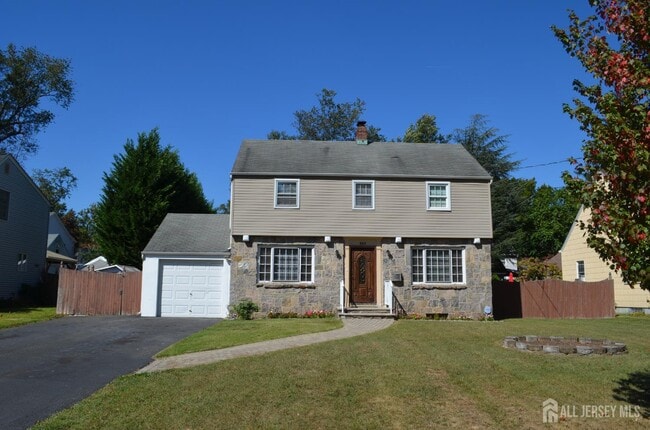 Primary Photo - 550 4th St