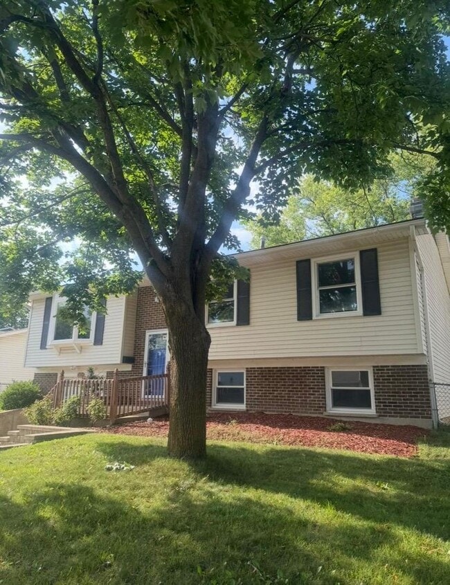 Building Photo - 980 Brush Hill Ln