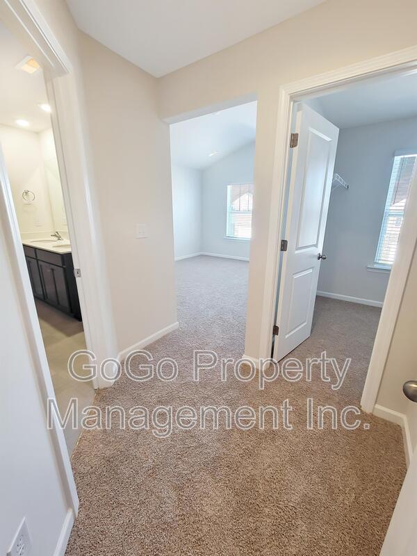 Building Photo - 1355 Wunder Way