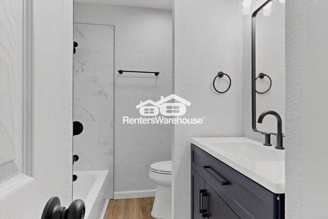 Building Photo - Completely ReFreshed Grapevine Rental