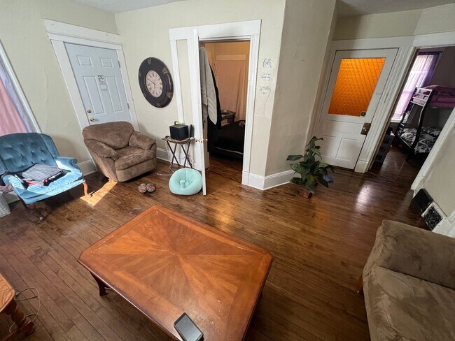 Building Photo - 2768-70 N. Booth St.