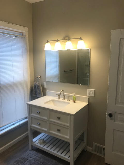 Bathroom - 945 Virginia St SE