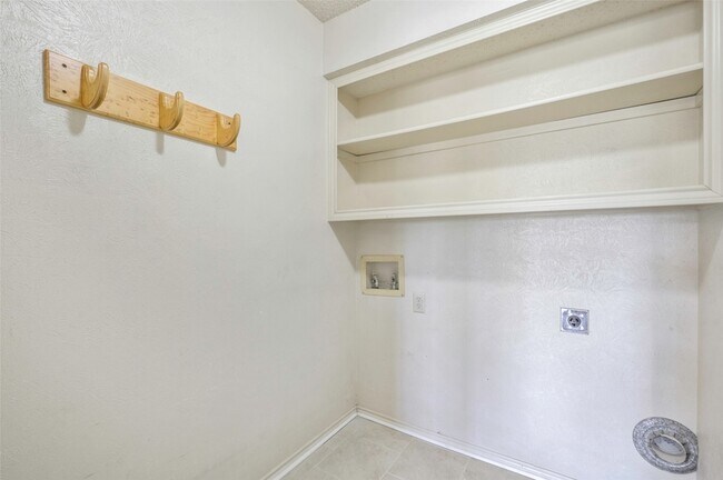 Building Photo - 3719 Furneaux Ln