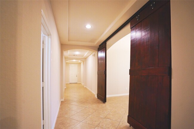 Building Photo - 3303 Windsor Ranch Ln