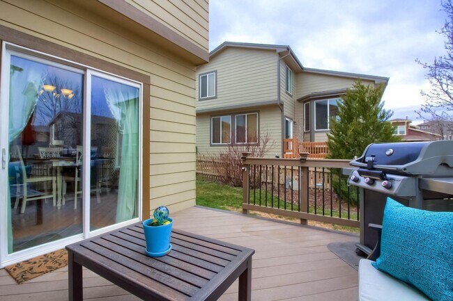 Building Photo - Highlands Ranch Spacious 3 bed 2.5 bath