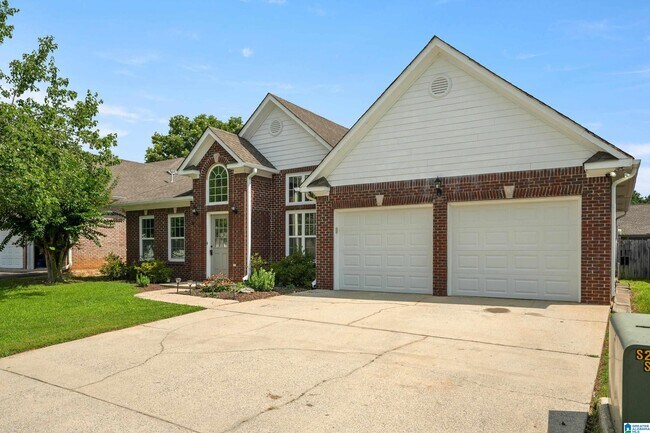 Building Photo - 141 Calumet Dr