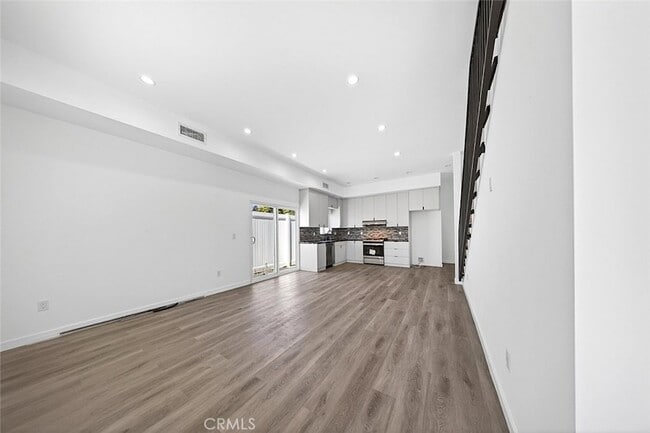 Building Photo - 14827 Dearborn St