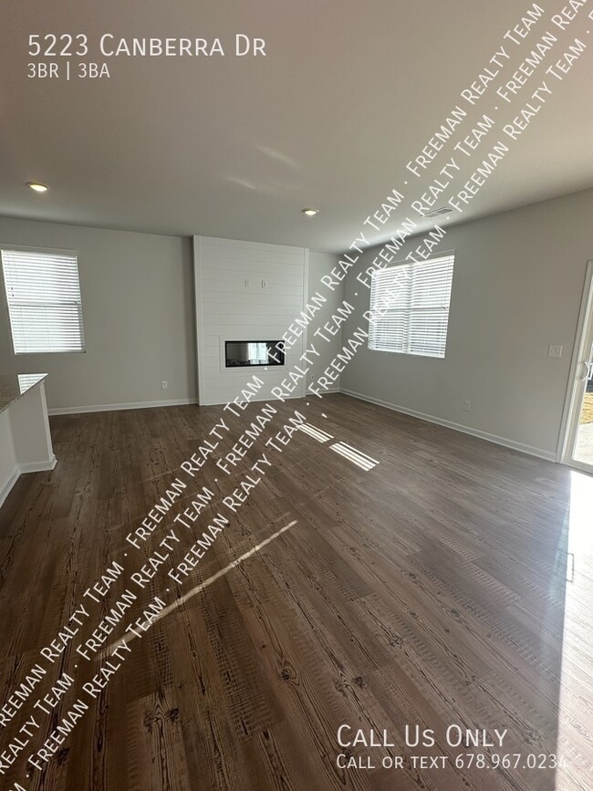 Building Photo - 5223 Canberra Drive