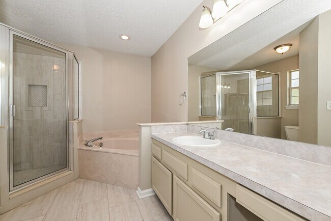 Building Photo - 2968 Waters View Cir