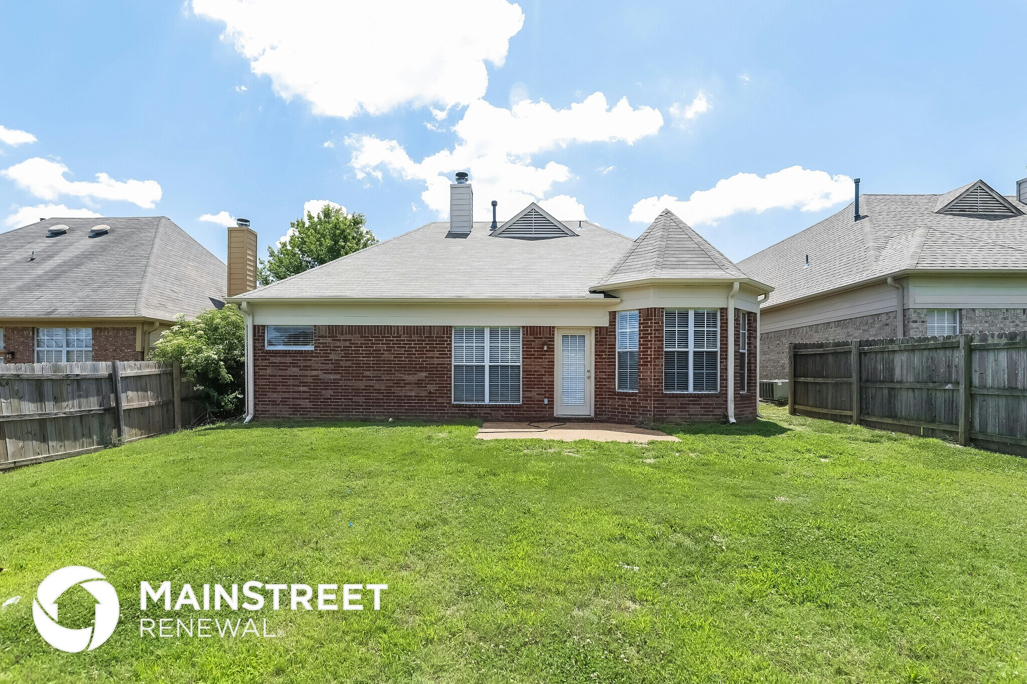 Building Photo - 1113 Averett Ln