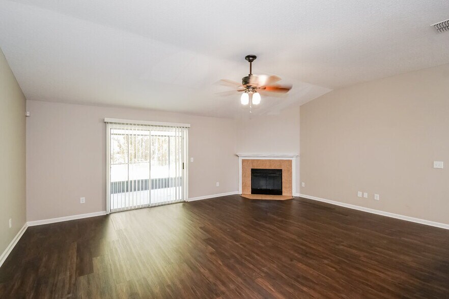 Building Photo - 2778 Ravine Hill Dr