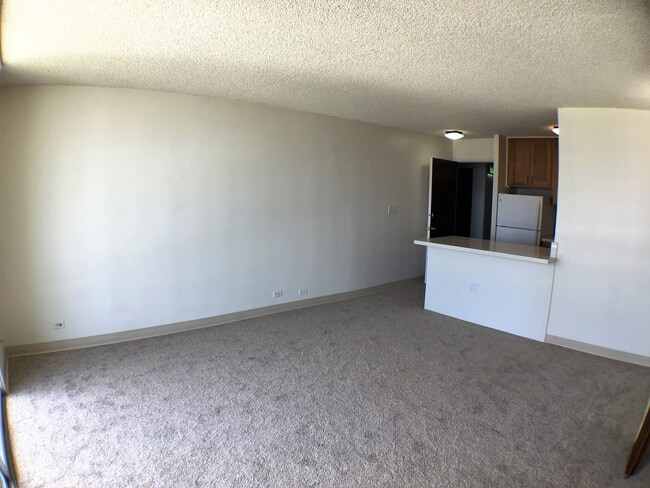 Building Photo - Recently Remodeled 1 Bdrm. 1 Bath w/ 1 Reserved Parking Stall