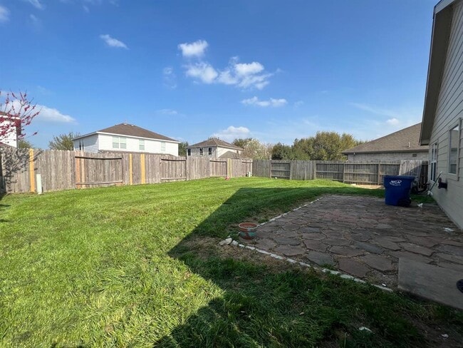 Building Photo - 2219 Bristol Bend Ln