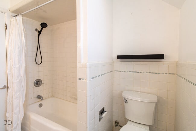 Building Photo - 4306 Briar Cliff Dr