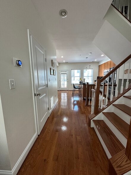 Building Photo - 3418 Gunther Way